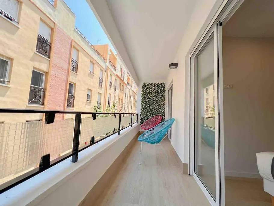 Spacious & Quiet Apartment By Hellomalaga - Azahar
