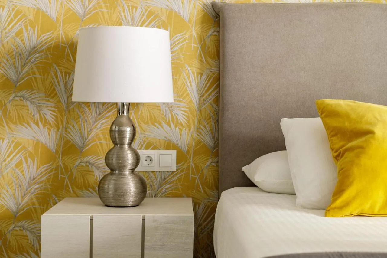 Spacious & Quiet Apartment By Hellomalaga - Azahar