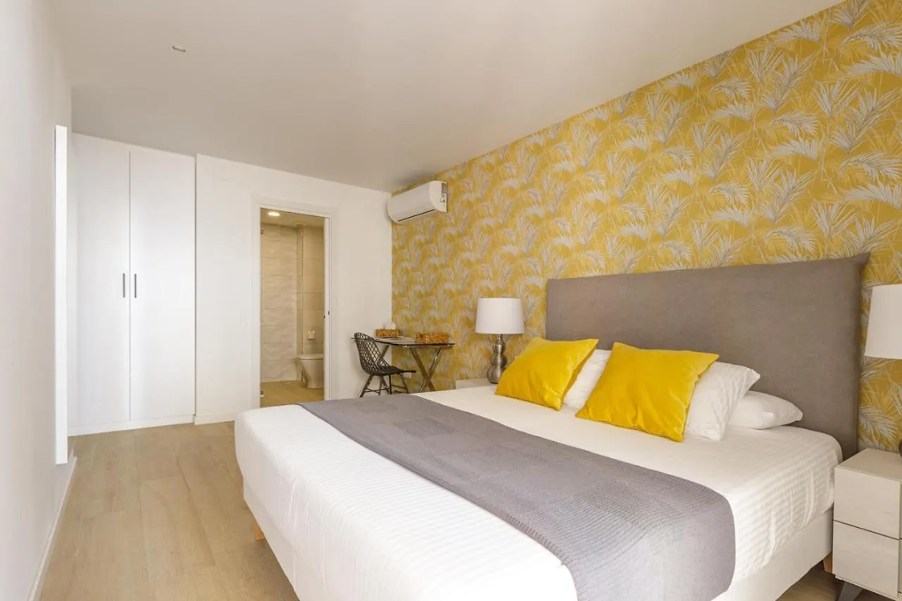 Spacious & Quiet Apartment By Hellomalaga - Azahar