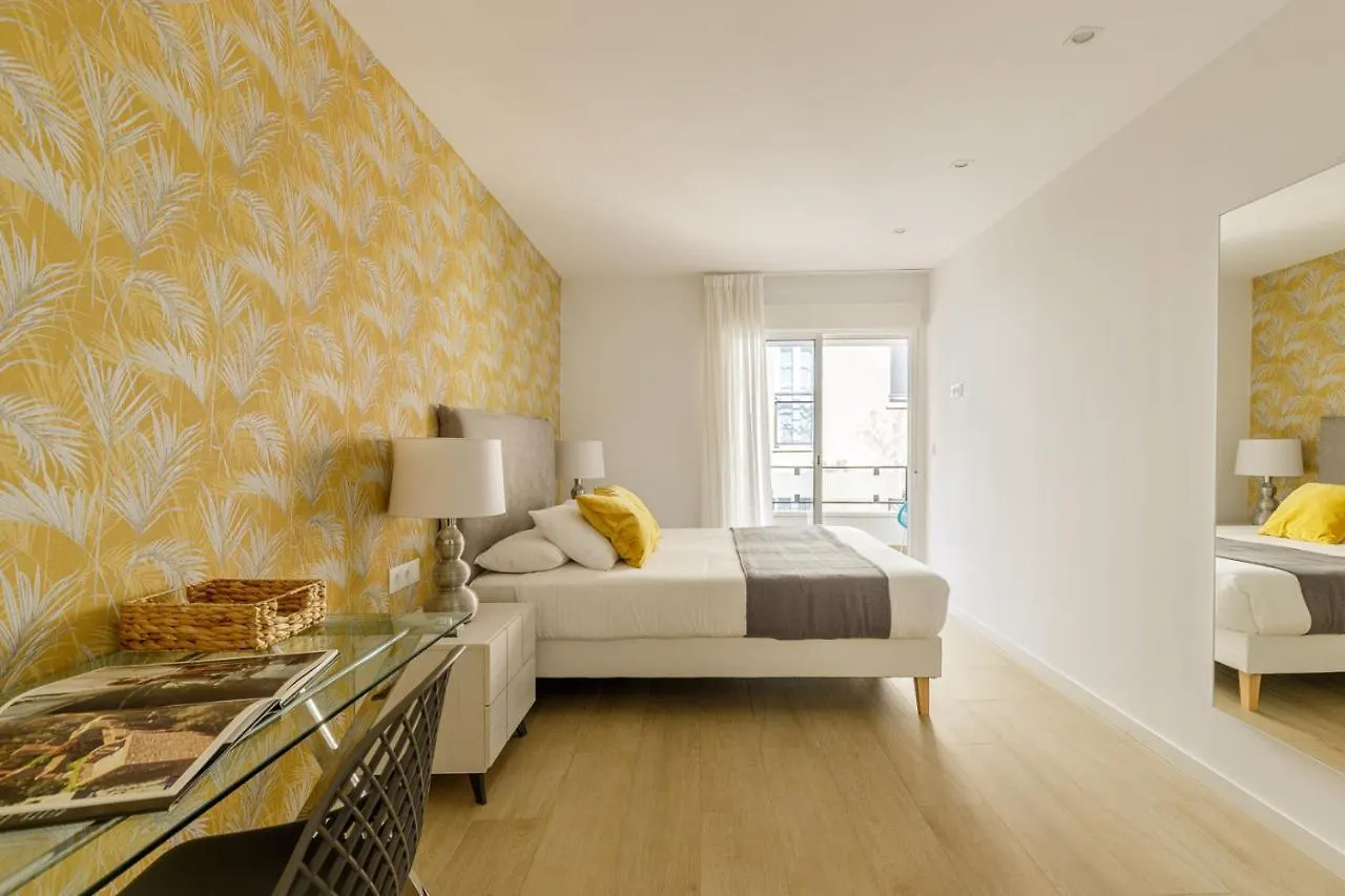 Spacious & Quiet Apartment By Hellomalaga - Azahar